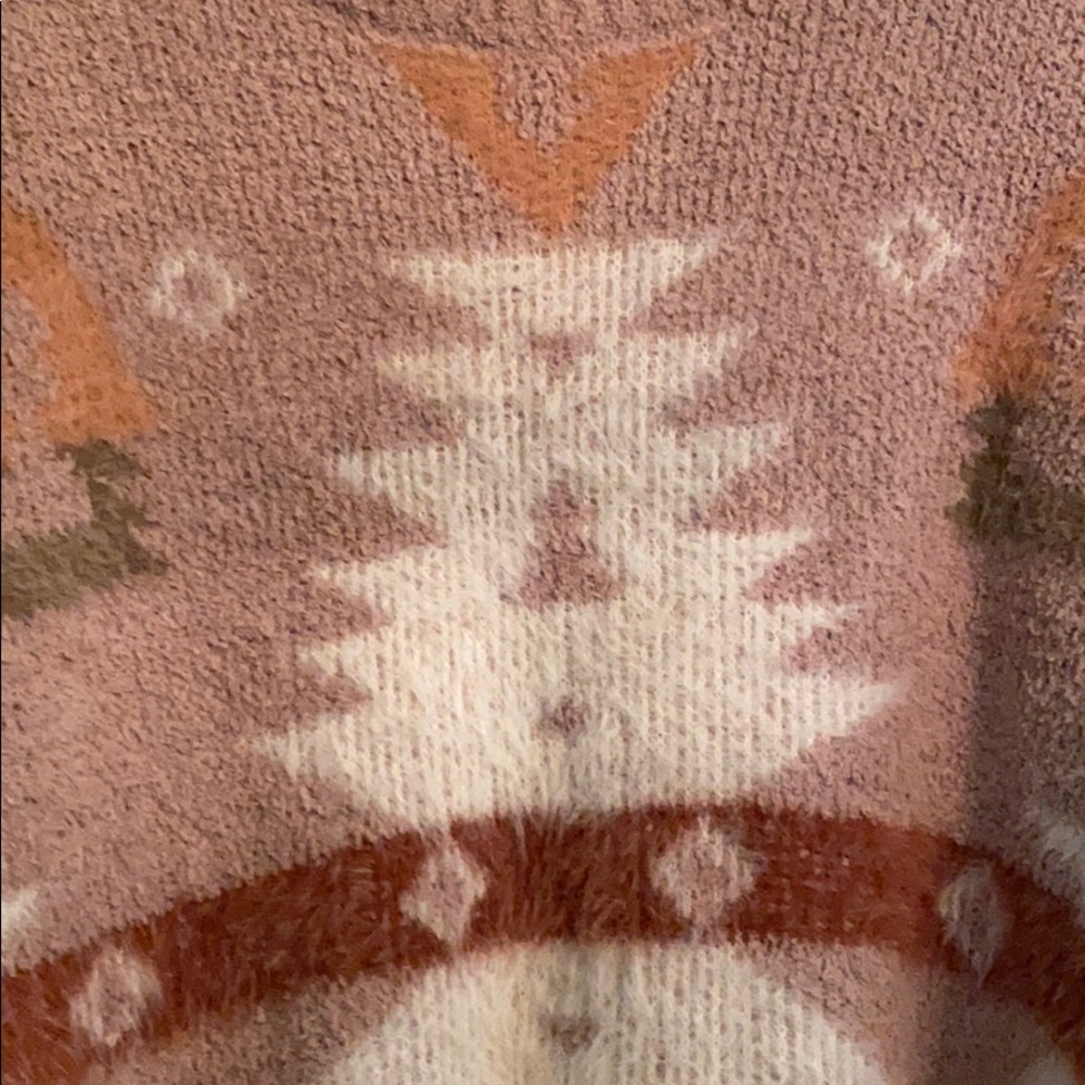 Aztec Sweater - Picture 2 of 9